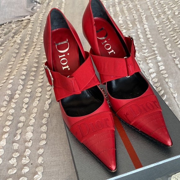 Dior pumps! Worn once!!! Gorgeous red Dior pumps! - Picture 3 of 5